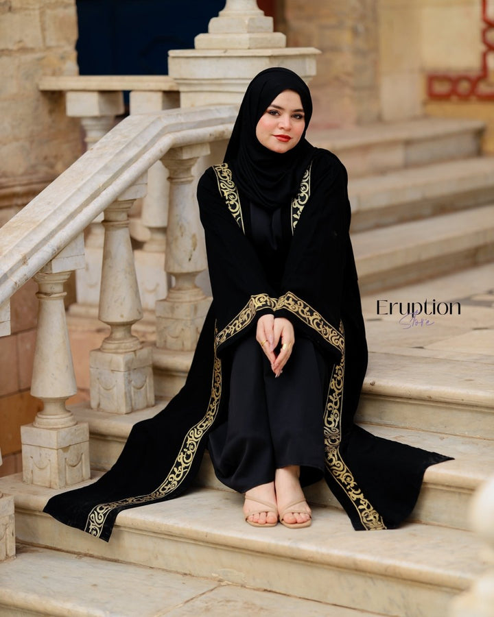 عباية أسود حروف عربي - Eruption Store