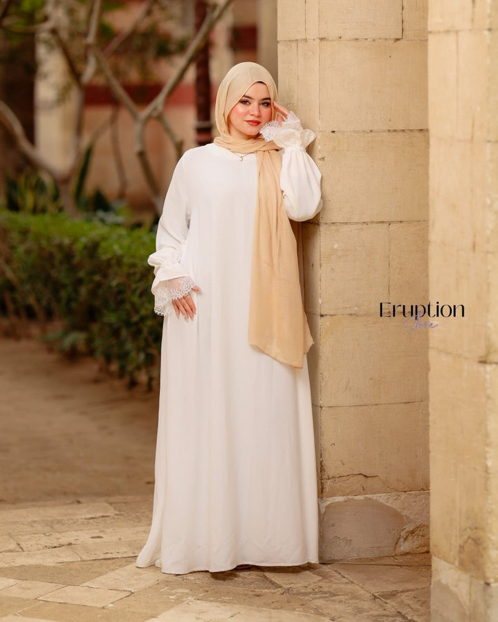 عباية دانتيل أبيض - Eruption Store