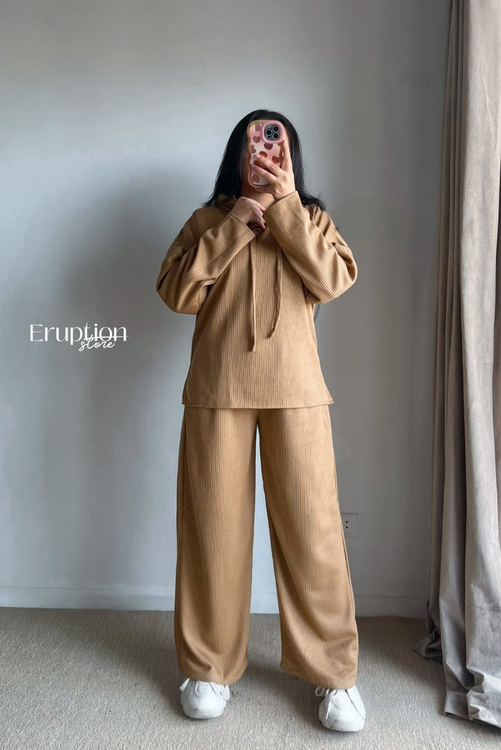 Mila Set - Eruption Store